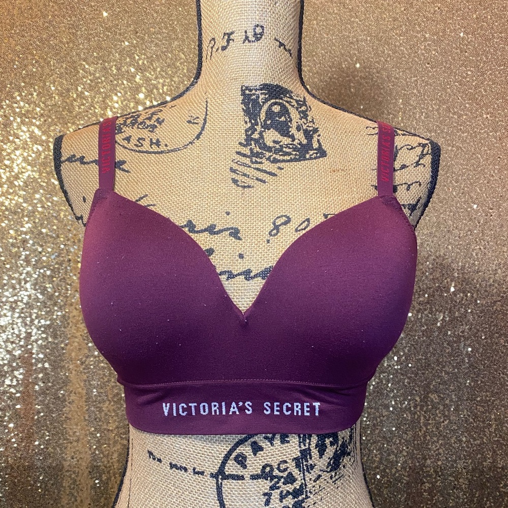 Victoria’s Secret ✨ Wireless Push Up Bralette 💕